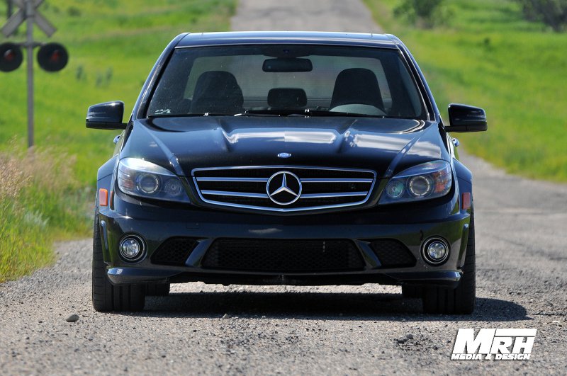 Mercedes-Benz C63 AMG в доработке Mode Carbon