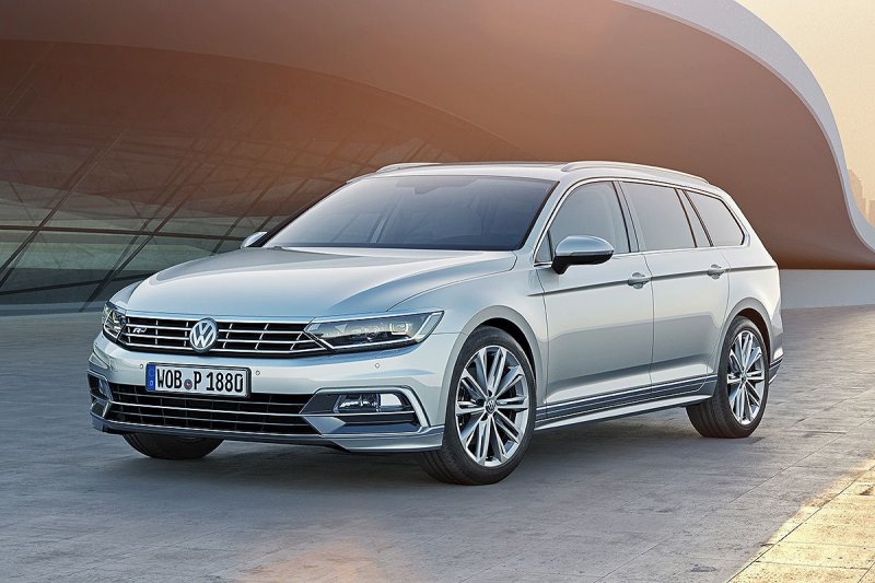 Volkswagen опубликовал фото нового поколения Passat B8