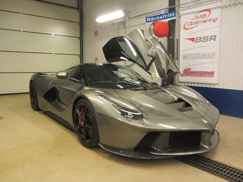 JMB Optimering форсировал суперкар LaFerrari до 1050 л. с.