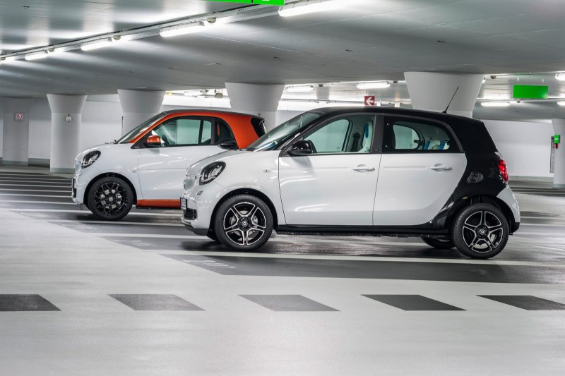 Smart представил компакт-кары ForTwo и ForFour 2015 года