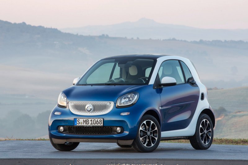 Smart представил компакт-кары ForTwo и ForFour 2015 года