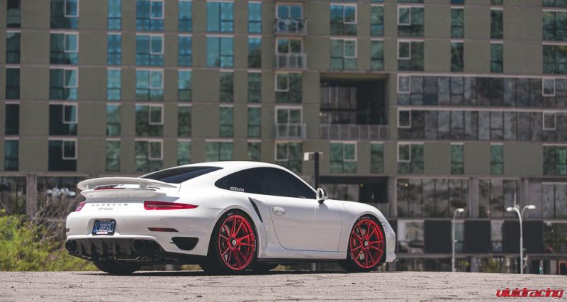 Porsche 911 Turbo в тюнинге Vivid Racing