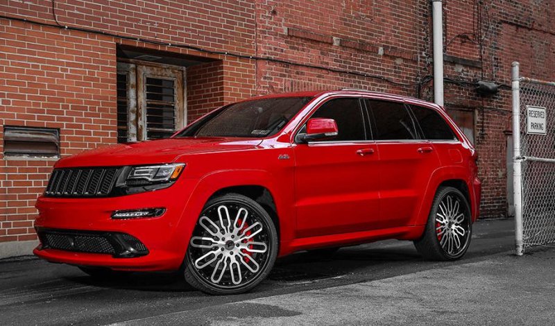 Jeep Grand Cherokee SRT8 на 24-дюймовых дисках Forgiato Wheels