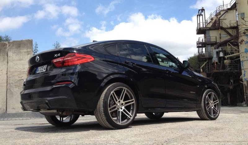 Manhart Racing поднял мощность BMW X4 xDrive35d до 375 л. с.