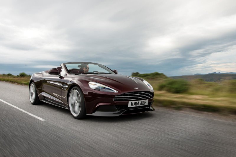 Aston Martin обновил спорткары Vanquish и Rapide S