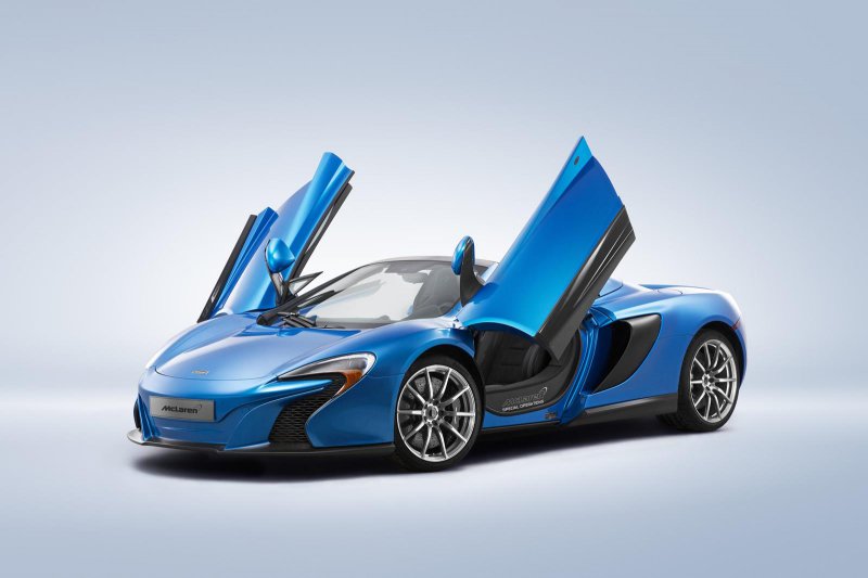 McLaren покажет уникальные суперкары 650S Spider и P1