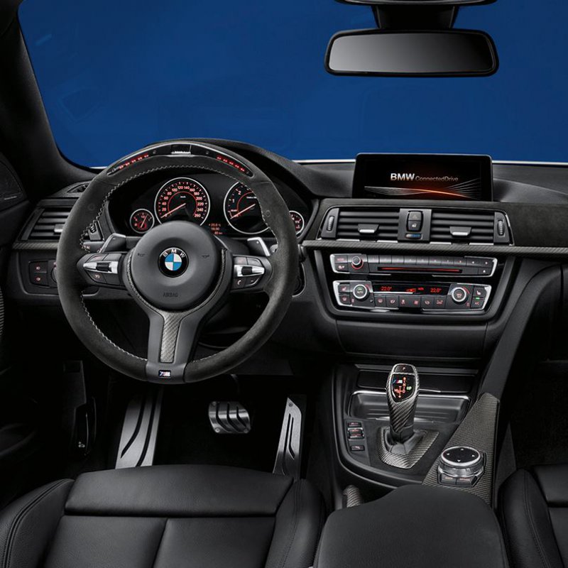BMW представил фото 4-Series Convertible M Performance