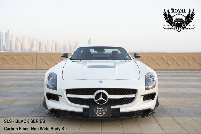 Royal Customs стилизовал Mercedes SLS AMG под версию Black Series 