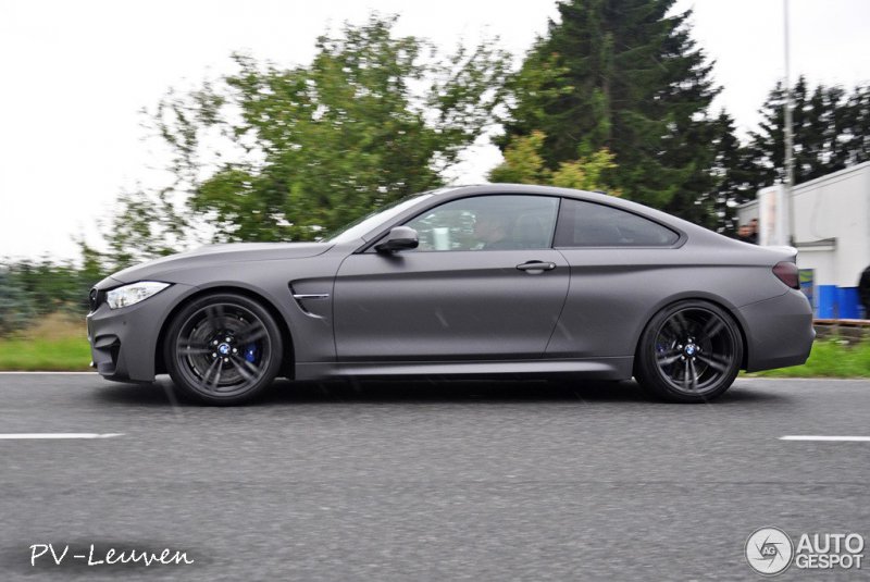 BMW M4 в индивидуальном исполнении отделения BMW Individual