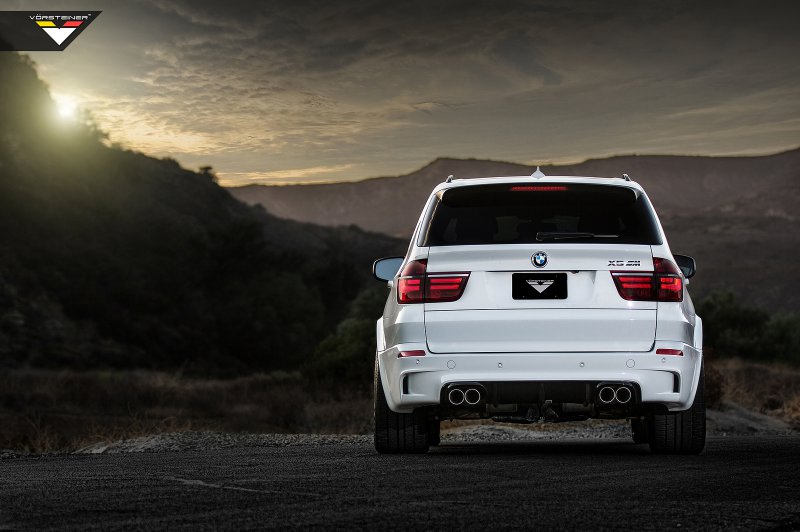 BMW X5M (E70) в легком тюнинге Vorsteiner