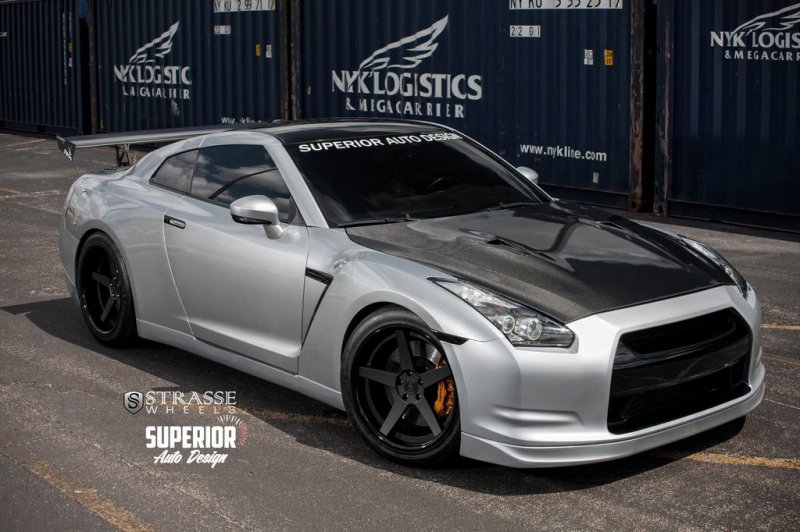 1000-сильный Nissan GT-R в тюнинге Superior Auto Design