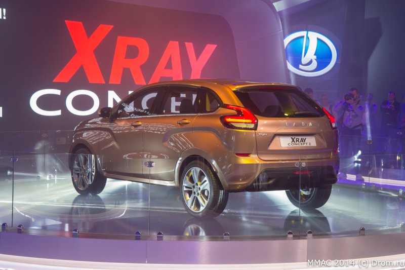 Москва 2014: Lada представила прототип кроссовера XRay2