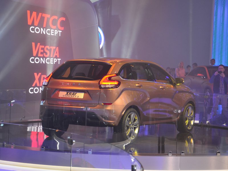 Москва 2014: Lada представила прототип кроссовера XRay2