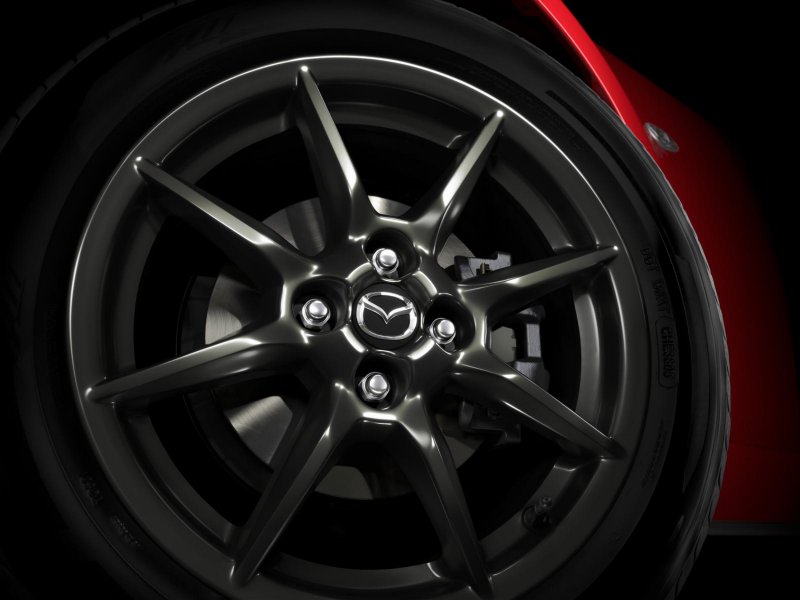 Mazda представила новое поколение родстера MX-5