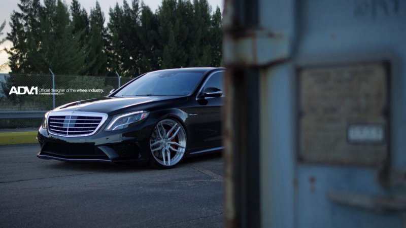 Mercedes S63 AMG S-model на дисках ADV.1 Wheels