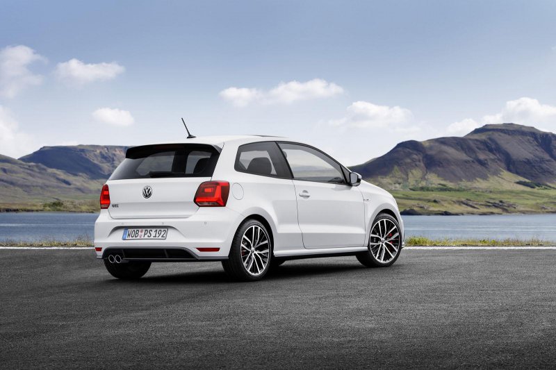 Volkswagen обновил компактный «горячий» хэтчбек Polo GTI