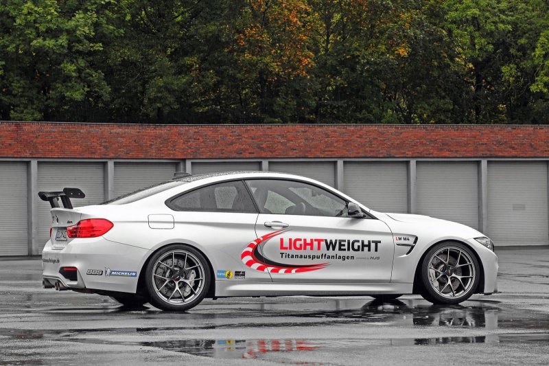 BMW M4 Coupe в доработке немецкого тюнера Lightweight