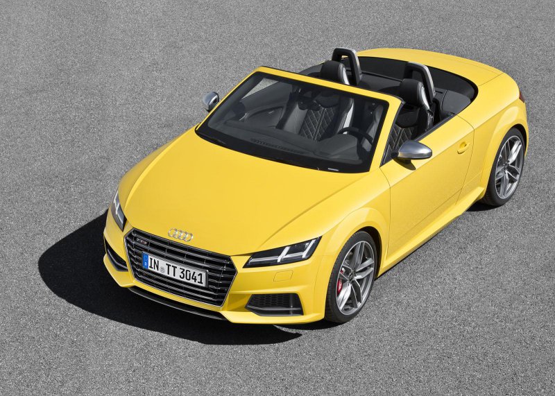 Audi рассекретила открытые версии TT и TTS Roadster