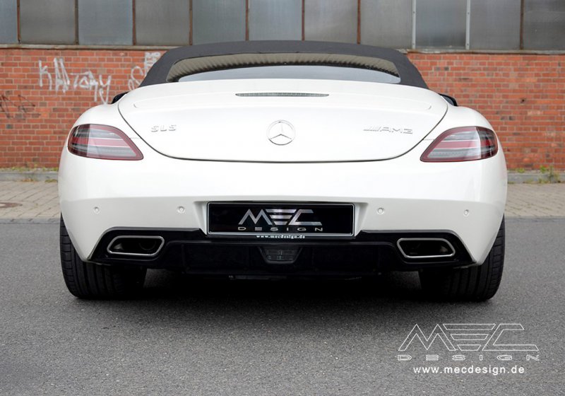 Mercedes SLS AMG Roadster в легком обвесе MEC Design