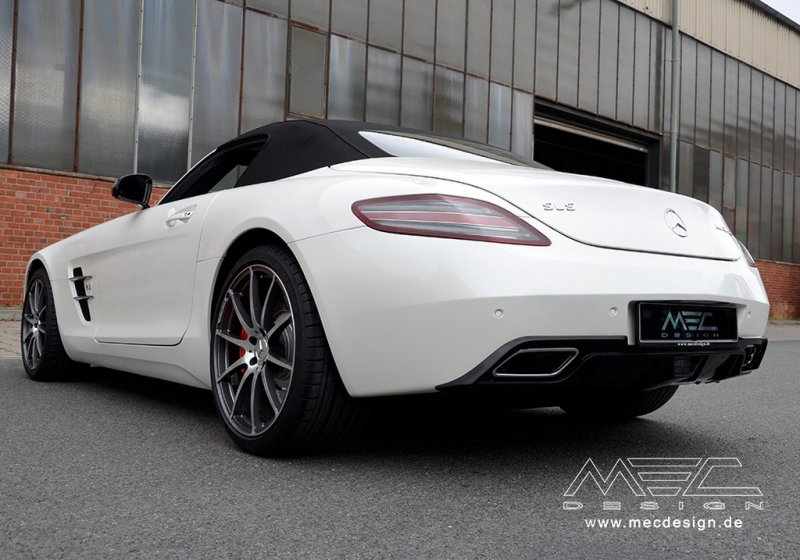 Mercedes SLS AMG Roadster в легком обвесе MEC Design