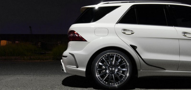 Mercedes-Benz M-Class Black Bison от Wald International