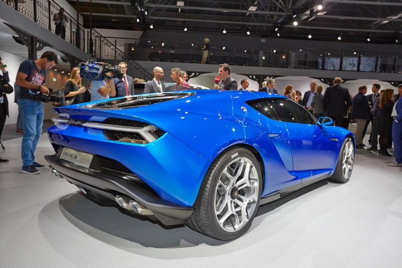 Париж 2014: Lamborghini представила гибрид Asterion LPI 910-4