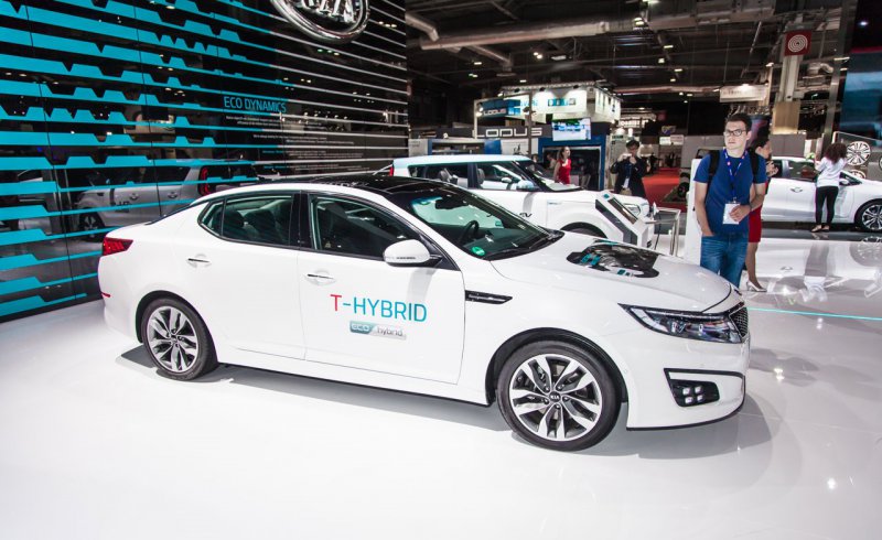 Париж: Kia Optima обзавелась гибридным концептом T-Hybrid