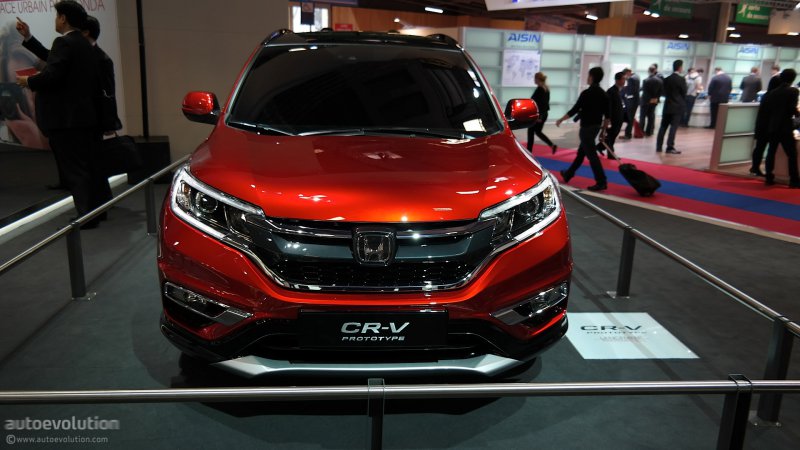 Париж 2014: Honda показала прототип обновленного кроссовера CR-V