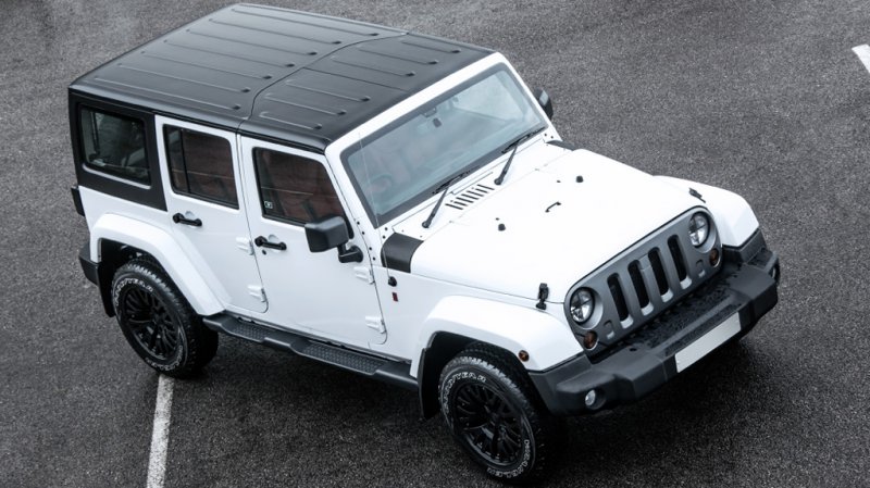 A. Kahn Design представил Kahn Jeep Wrangler Sahara CJ300 LE