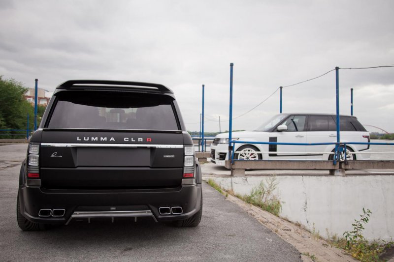 Обвес CLR R на Range Rover LWB от Lumma Design