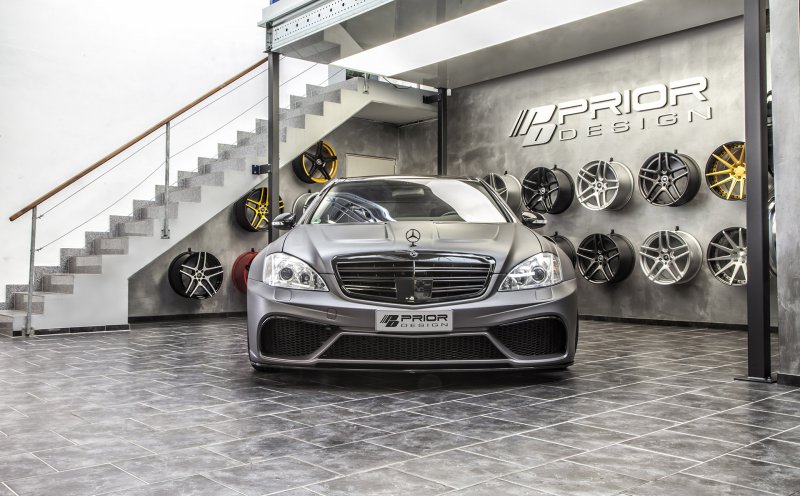 Mercedes-Benz S-Slass (W221) Black Edition V3 от Prior-Design