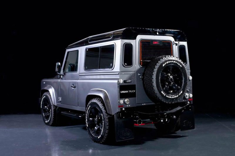 Urban Truck представил Land Rover Defender Ultimate Edition