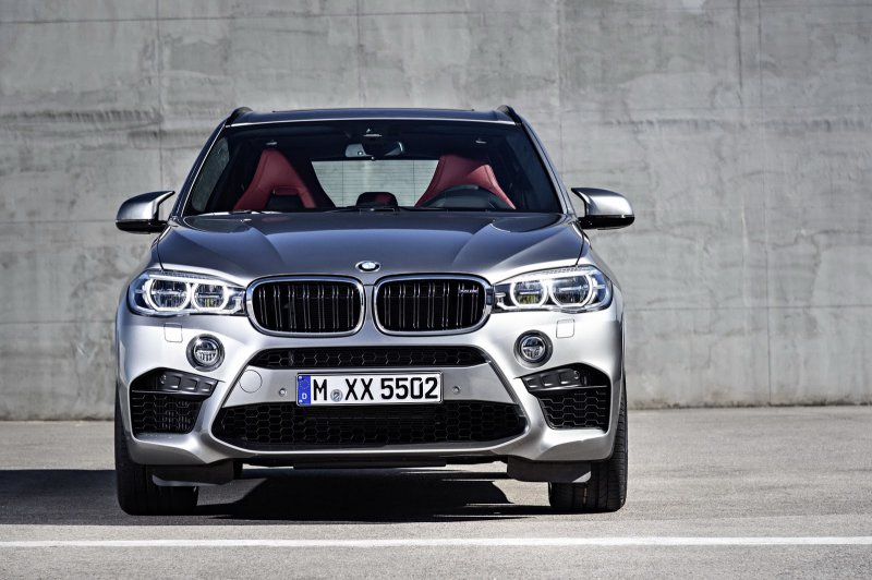 Спортивные внедорожники BMW X5 M и X6 M рассекречены досрочно