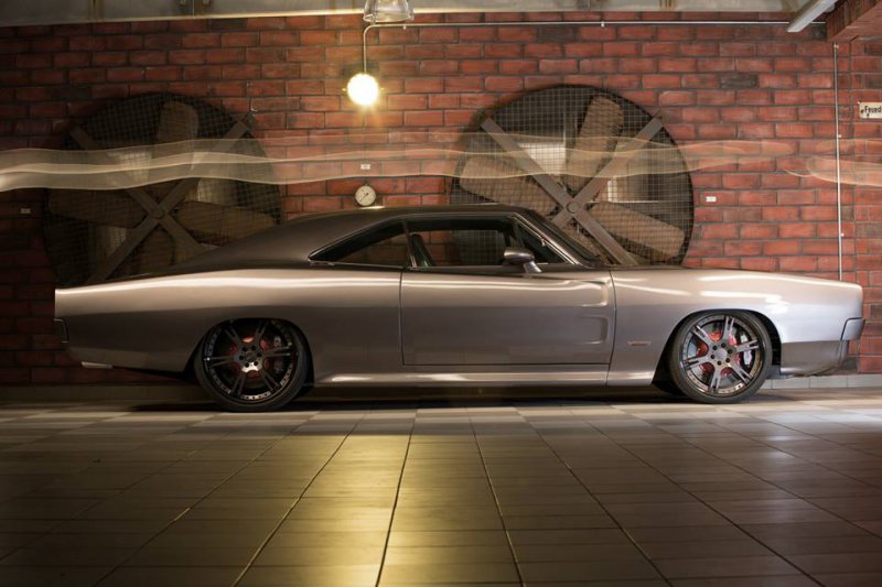 Dodge Charger GTS/R от Wheelsandmore