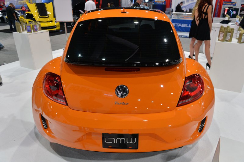 SEMA 2014: VW Beetle R-Line от RAUH-Welt Begriff и Таннера Фауста