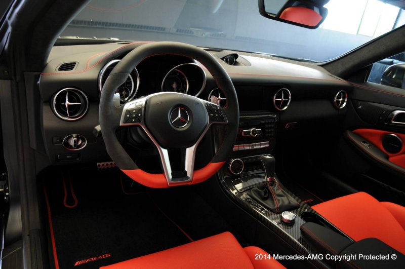 Mercedes-Benz SLK 55 AMG от AMG Performance Studio