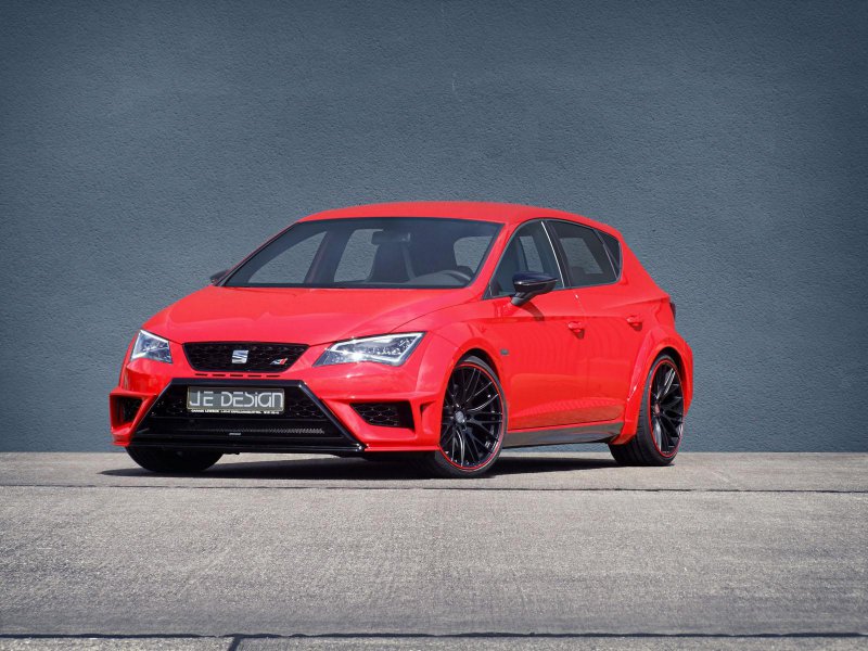 JE Design доработал пятидверный «хот-хэтч» Seat Leon Cupra 5F