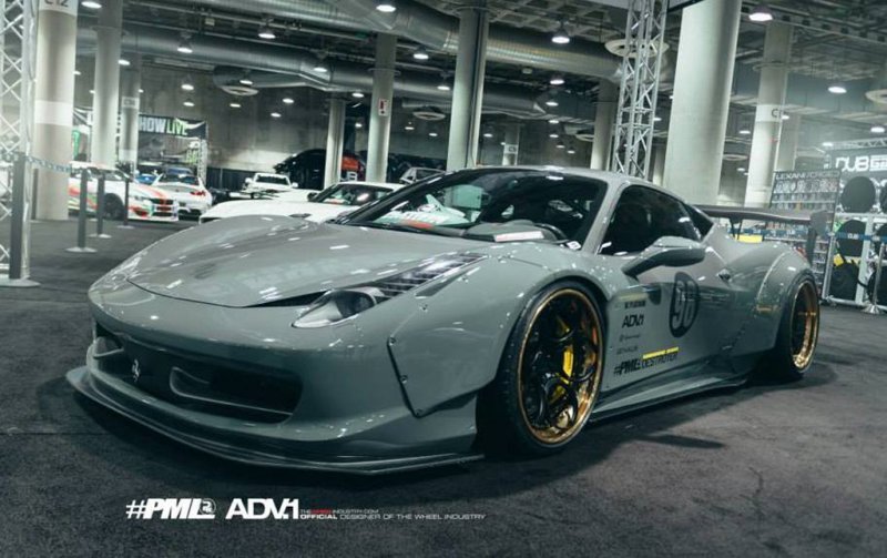 Ferrari 458 Italia в обвесе Liberty Walk от Platinum Motorsport  