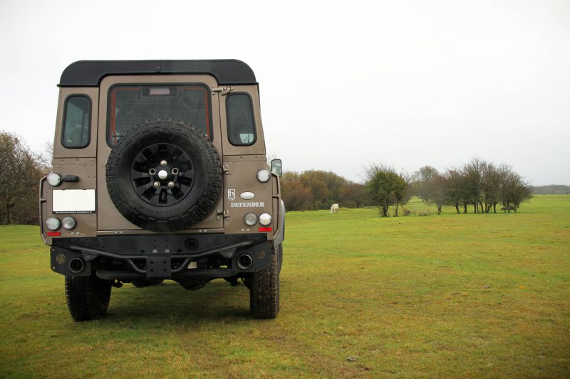 Wildcat оснастил Land Rover Defender 430-сильным двигателем