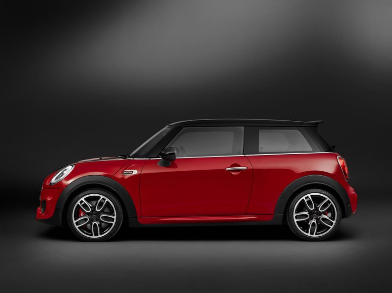 MINI Cooper John Cooper Works рассекретили досрочно