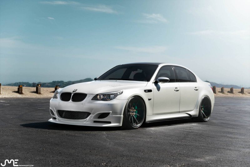 BMW M5 в обвесе EGTS60 от ателье Enlaes