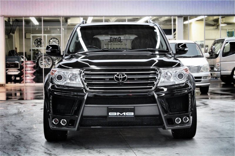 Land Cruiser 200 Eight Star в исполнении ателье GMG88