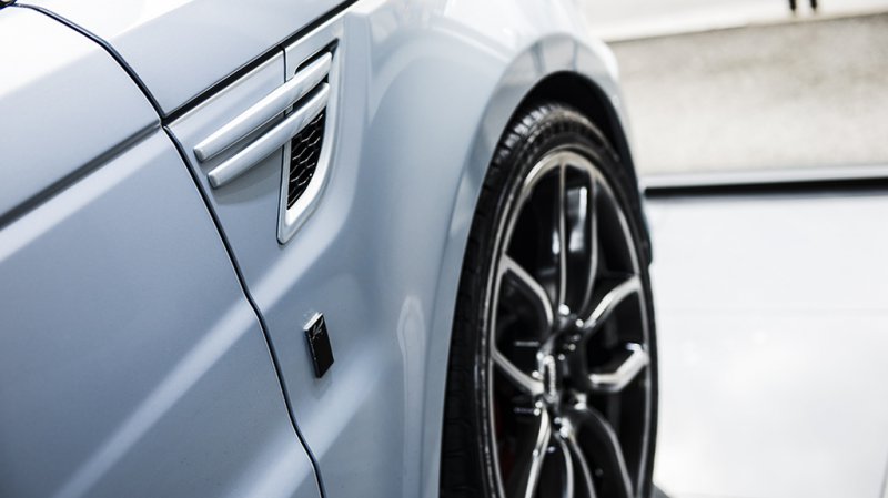 Range Rover Sport 400 LE от A. Kahn Design