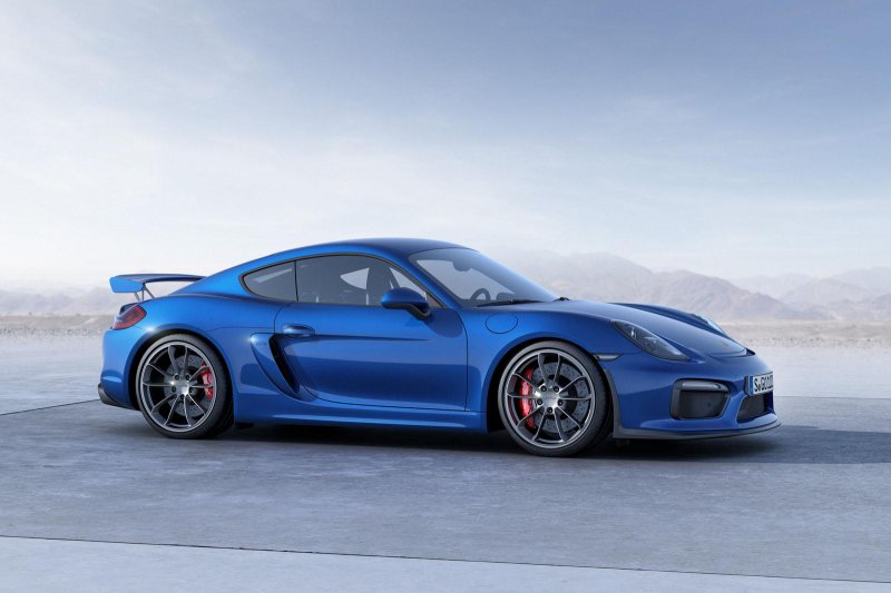 Porsche рассекретил самый мощный Cayman GT4