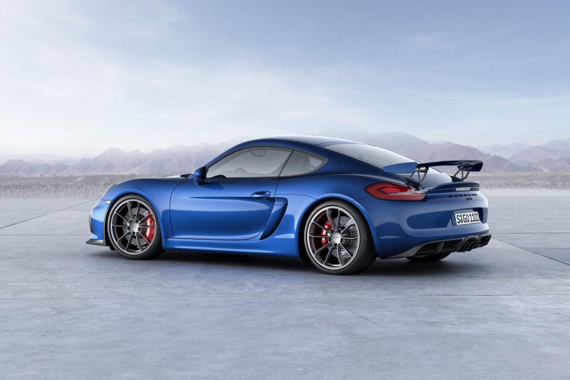 Porsche рассекретил самый мощный Cayman GT4