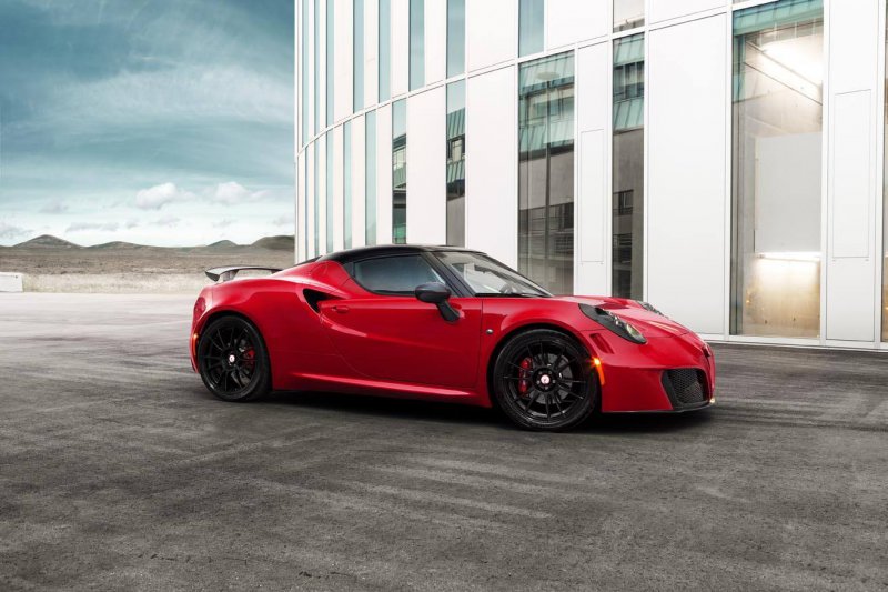 Alfa Romeo 4C Centurion от Pogea Racing