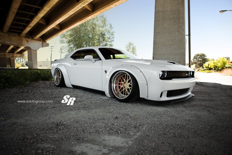 Dodge Challenger Hellcat от SR Auto Group