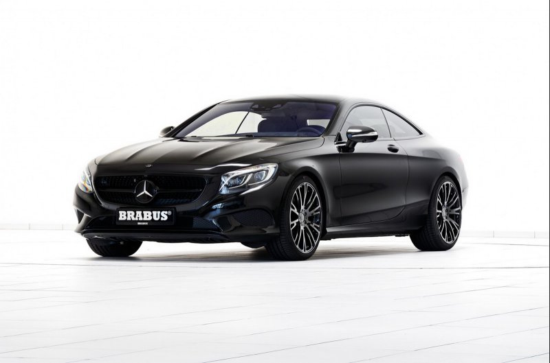 Черный матовый Mercedes S500 Coupe 4MATIC от Brabus