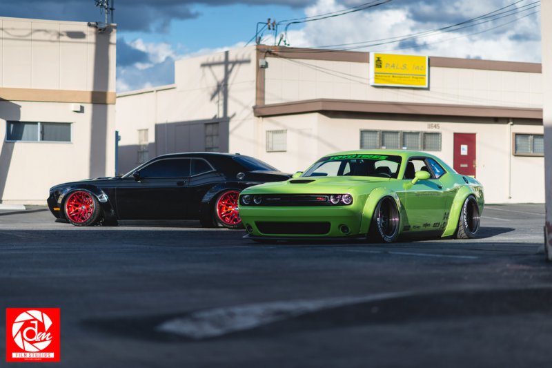 Шоу-кар Dodge Challenger Scat Pack Project Hulk