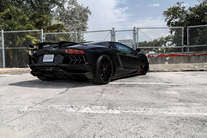 Lamborghini Aventador LP 700-4 от Mansory и Forgiato